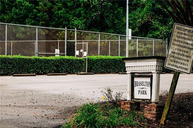 395 Winding Rose Drive, Hoschton, GA 30548