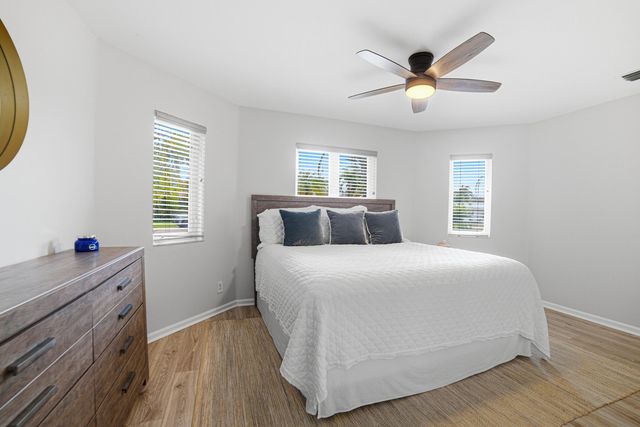 2281 SE 11th Street, Pompano Beach, FL 33062