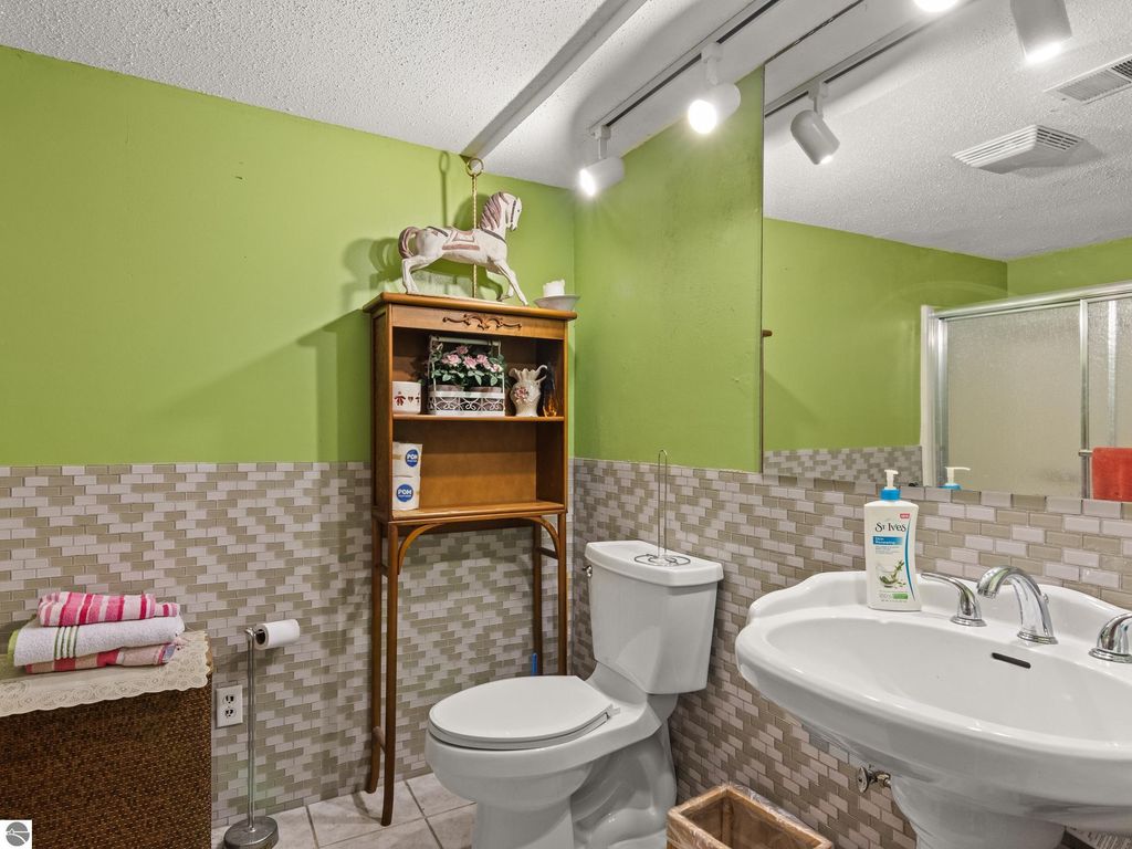 Image 54 of property listing at 3175 Strand Road, Muskegon, MI 49445