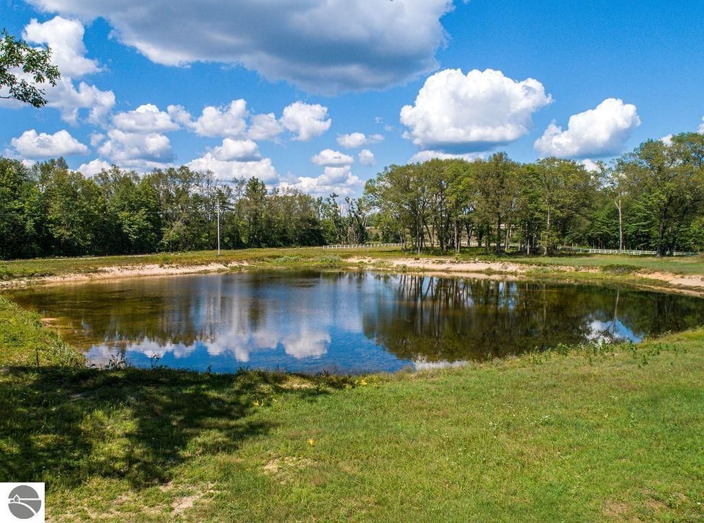 Image 64 of property listing at 3175 Strand Road, Muskegon, MI 49445