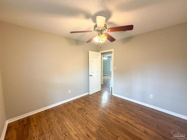 420 E Ten Mile Rd, Pensacola, FL 32534