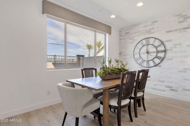 3524 E RIVERDALE Street, Mesa, AZ 85213