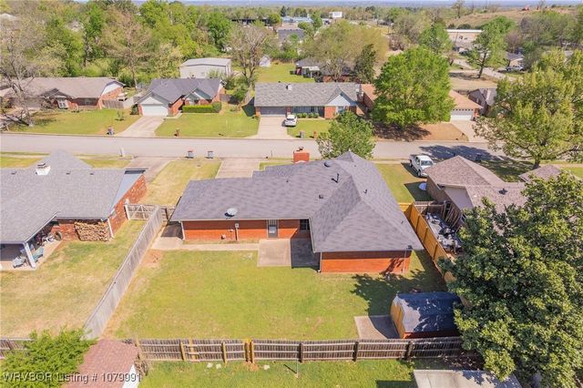 2205 Meadow Lane, Barling, AR 72923