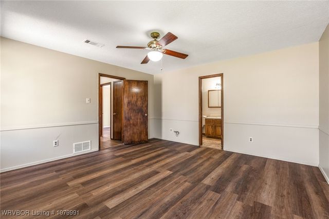 2205 Meadow Lane, Barling, AR 72923