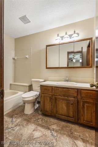 2205 Meadow Lane, Barling, AR 72923