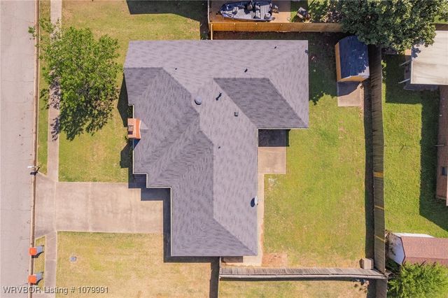2205 Meadow Lane, Barling, AR 72923