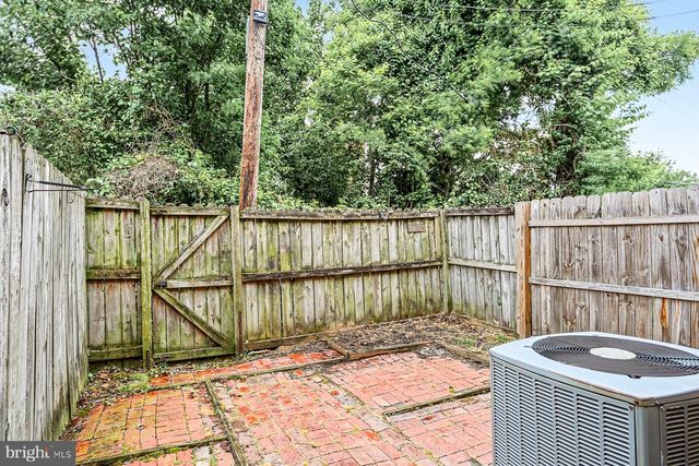 1328 FULTON ST, Harrisburg, PA 17102
