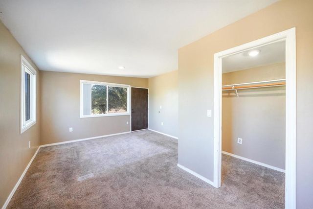 1698 Griffith Road, Ramona, CA 92065