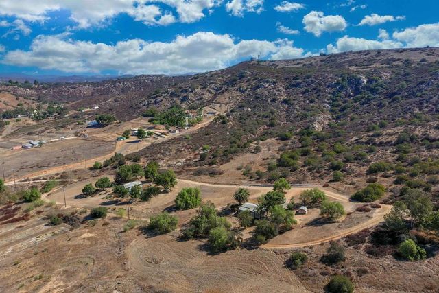 1698 Griffith Road, Ramona, CA 92065