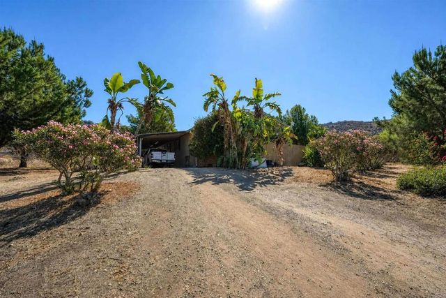 1698 Griffith Road, Ramona, CA 92065