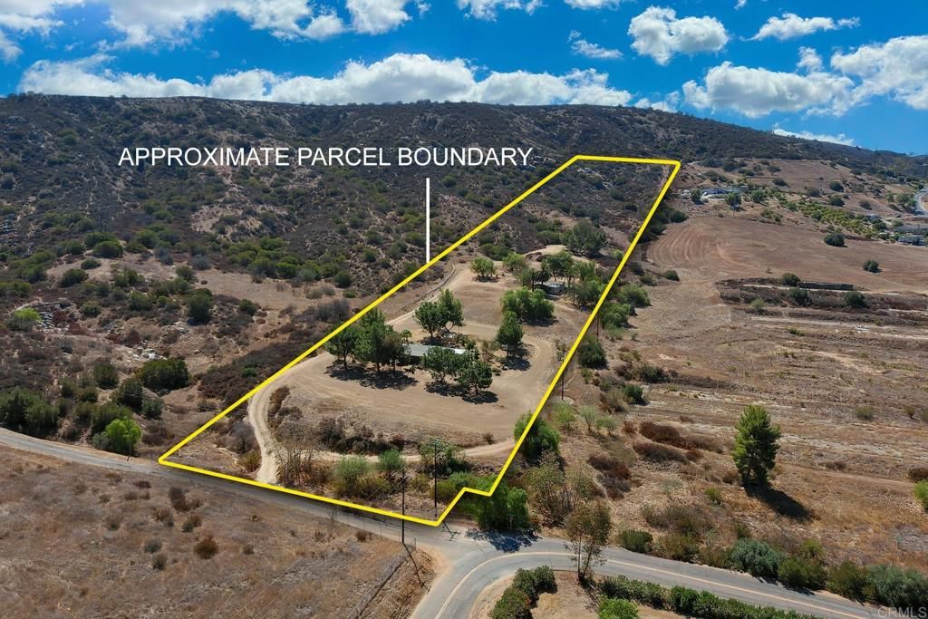 1698 Griffith Road, Ramona, CA 92065