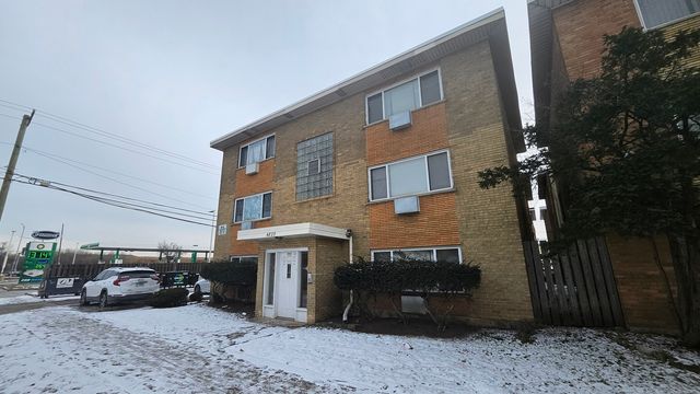 4825 W 31st Street 3W, Cicero, IL 60804