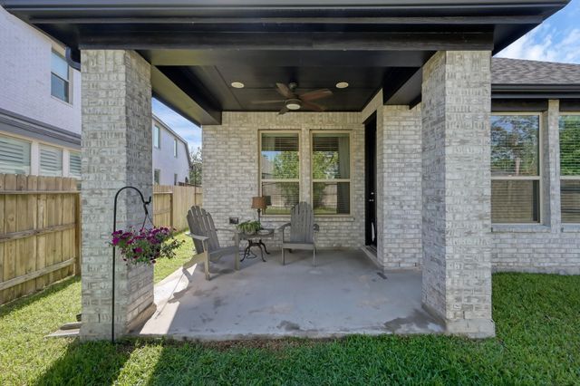 554 Timber Voyage Court, Conroe, TX 77304