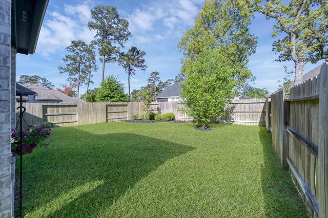 554 Timber Voyage Court, Conroe, TX 77304