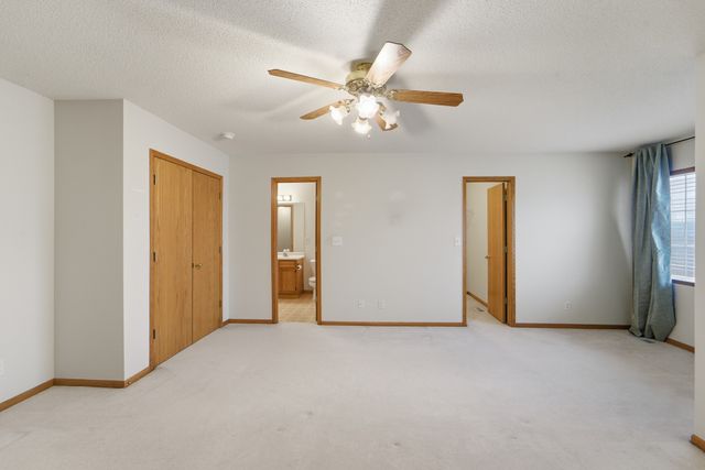 9205 Greenspire Drive 3, West Des Moines, IA 50266