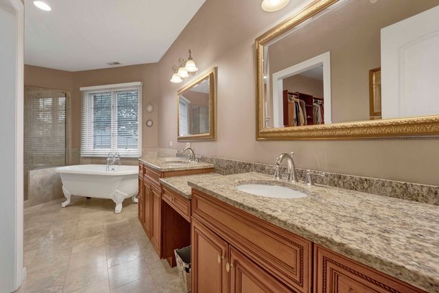 824 Shibley Avenue, Park Ridge, IL 60068