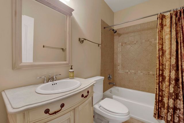 824 Shibley Avenue, Park Ridge, IL 60068