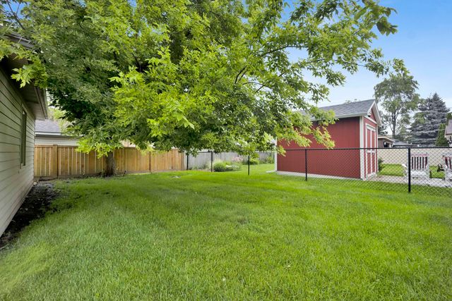 824 Shibley Avenue, Park Ridge, IL 60068