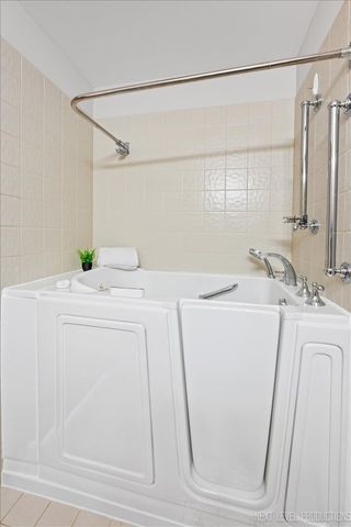 21289 Silktree Circle, Plainfield, IL 60544