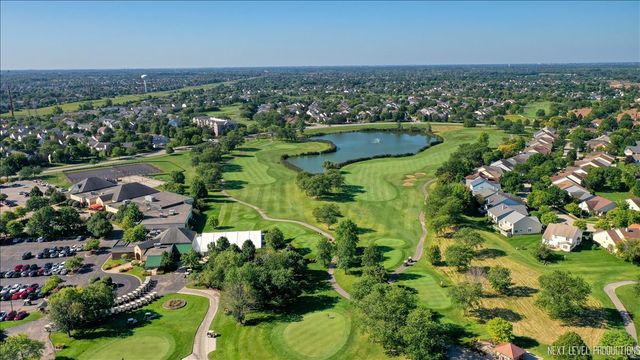 21289 Silktree Circle, Plainfield, IL 60544