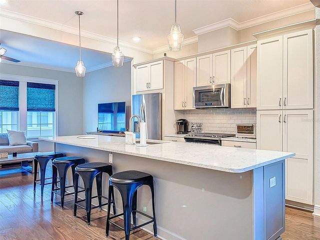 19915 GULF BLVD 605 605, Indian Shores, FL 33785