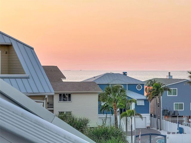 19915 GULF BLVD 605 605, Indian Shores, FL 33785