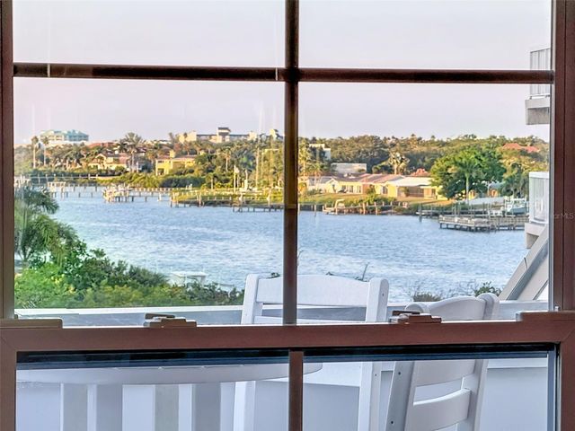 19915 GULF BLVD 605 605, Indian Shores, FL 33785