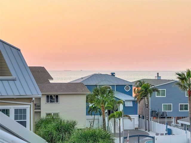 19915 GULF BLVD 605 605, Indian Shores, FL 33785