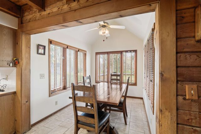 1201 Dickerson Bay Dr, Gallatin, TN 37066