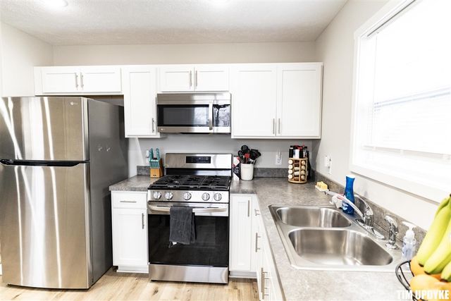 1441 Leahy Street, Muskegon, MI 49442