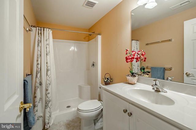 121 AUGUSTA DR, Honey Brook, PA 19344