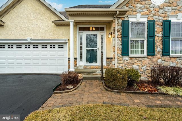 121 AUGUSTA DR, Honey Brook, PA 19344