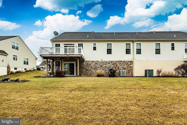 121 AUGUSTA DR, Honey Brook, PA 19344