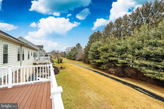 121 AUGUSTA DR, Honey Brook, PA 19344