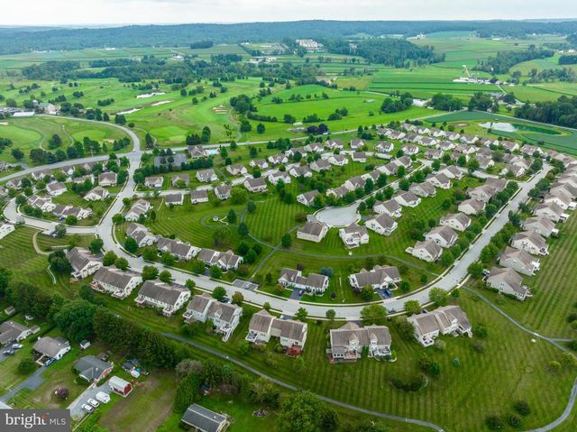 121 AUGUSTA DR, Honey Brook, PA 19344