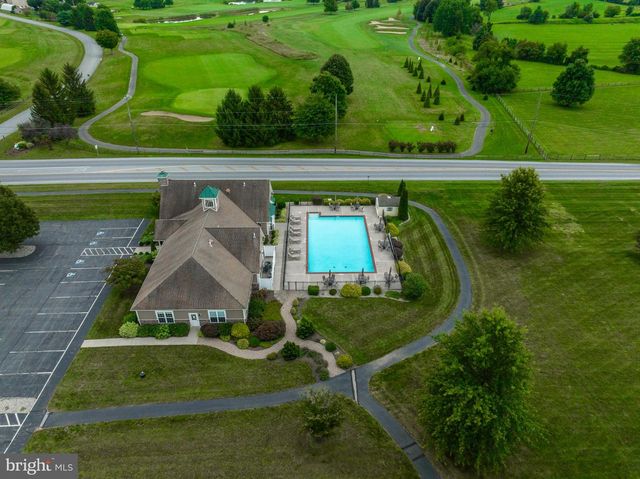 121 AUGUSTA DR, Honey Brook, PA 19344