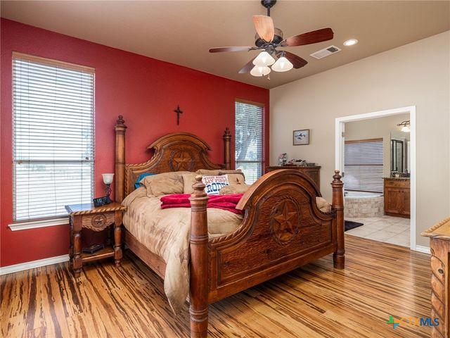 1801 County Road 470, Coupland, TX 78615