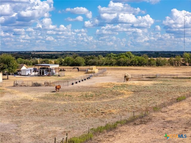1801 County Road 470, Coupland, TX 78615