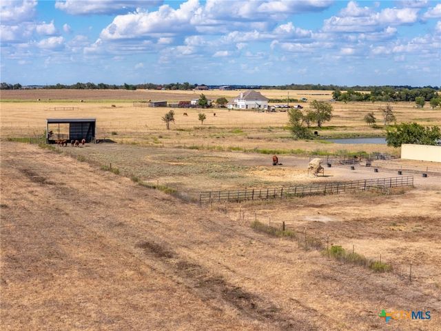 1801 County Road 470, Coupland, TX 78615