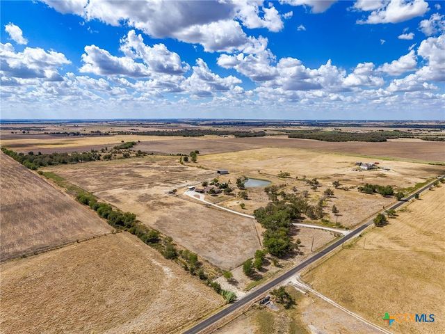 1801 County Road 470, Coupland, TX 78615