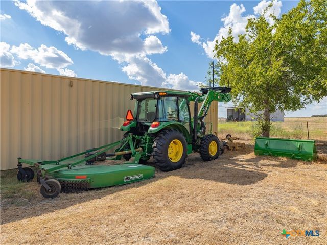 1801 County Road 470, Coupland, TX 78615