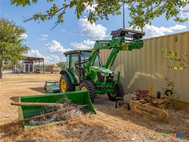 1801 County Road 470, Coupland, TX 78615