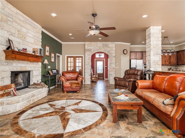 1801 County Road 470, Coupland, TX 78615