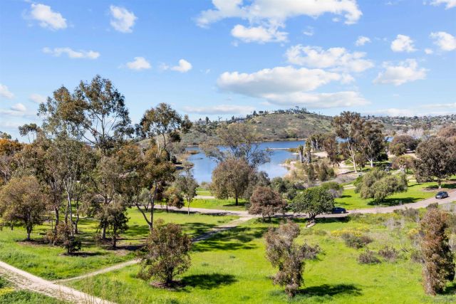 5704 BALTIMORE DRIVE 325, La Mesa, CA 91942