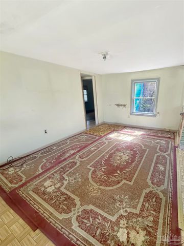 3020 Woodbury Cir, Cantonment, FL 32533