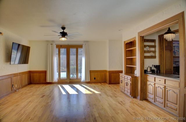 8637 S 73rd East Avenue, Tulsa, OK 74133