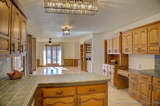 8637 S 73rd East Avenue, Tulsa, OK 74133