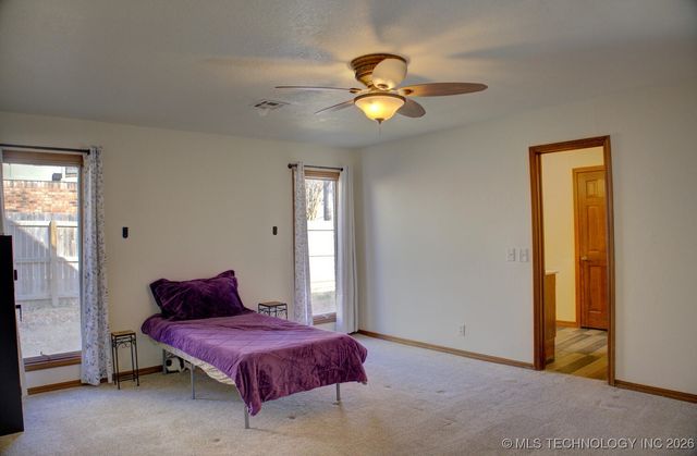 8637 S 73rd East Avenue, Tulsa, OK 74133