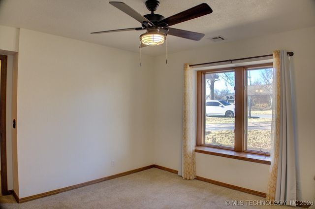 8637 S 73rd East Avenue, Tulsa, OK 74133