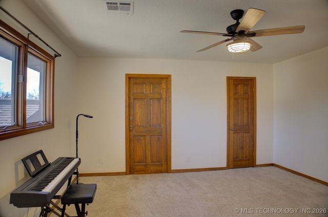 8637 S 73rd East Avenue, Tulsa, OK 74133